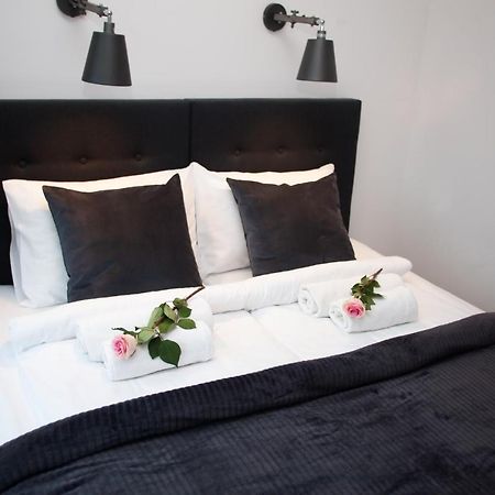 Marina Mietkow Hotel Dominice Екстериор снимка